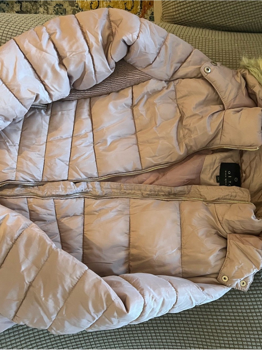 Hooded Light Pink Quilted Puffer Jacket - Womens